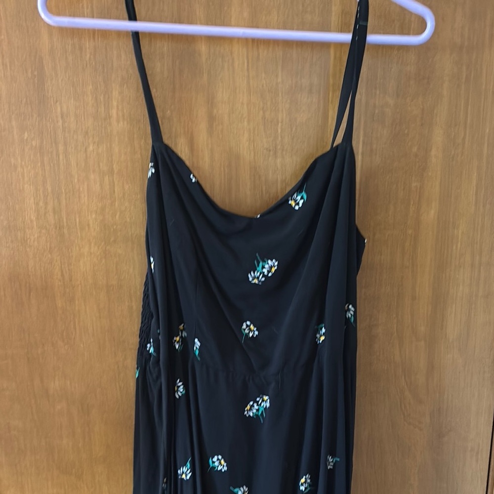 Old Navy smocked floral dress